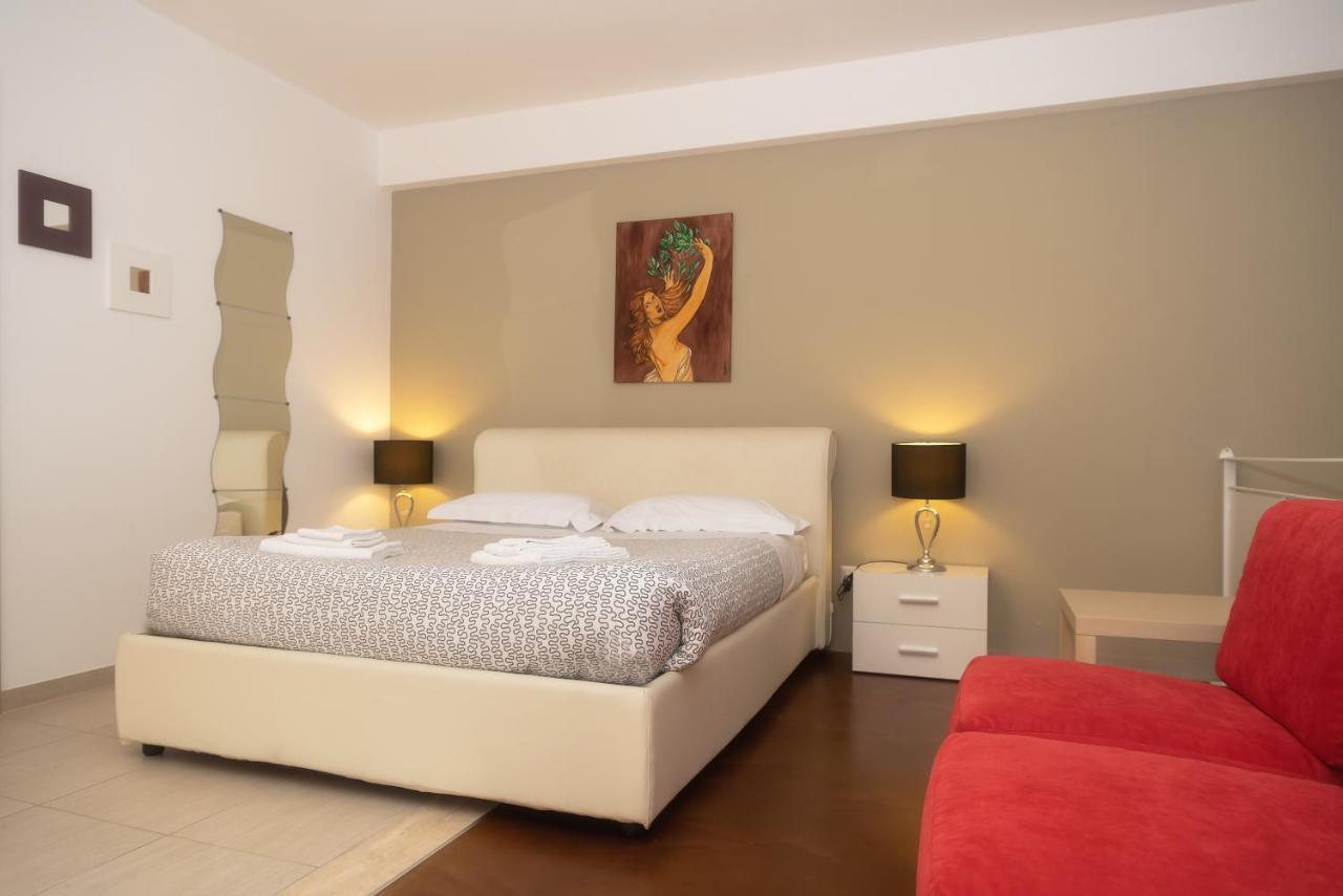 Il Cortile Delle Esperidi Apartment Lecce Exterior photo
